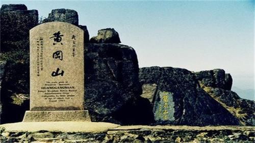 湖北正在“奋发图强”的2个城市，紧追宜昌和襄阳，未来不可限量