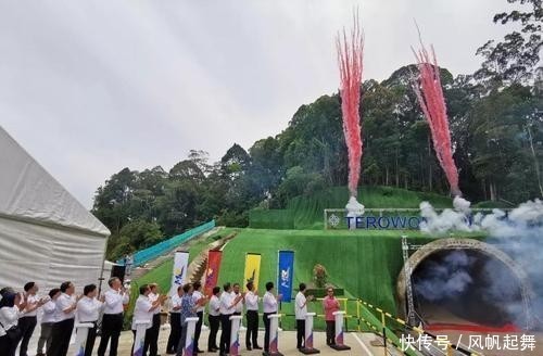 各国找中国合作高铁项目，该国“着急”了：赶紧将项目重启
