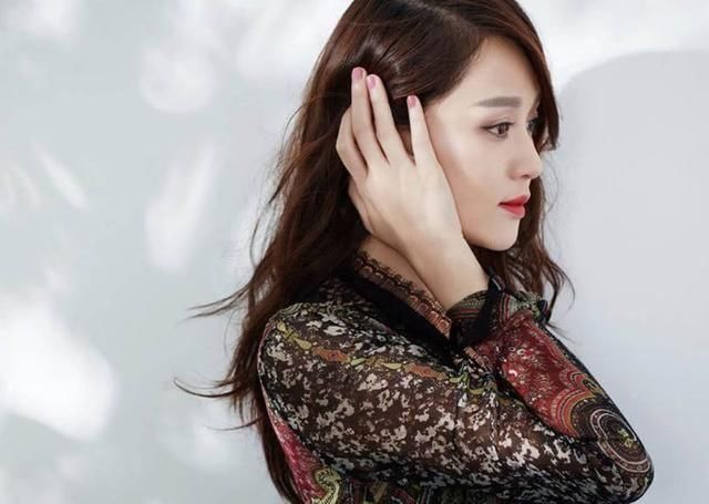 陈乔恩酒驾却被查出已结婚，网友:被你们骗了这么久，还不公开?