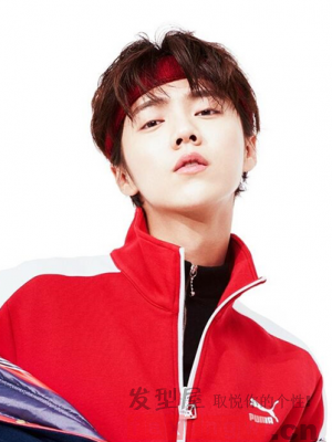 时尚男生发带发型 绝对是理想男友最佳发型