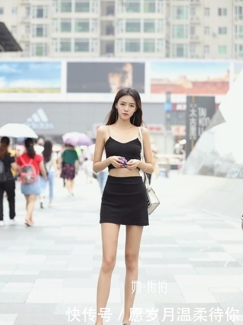 幸运:才能娶到这么美的小姐姐?,街拍:得有多幸运