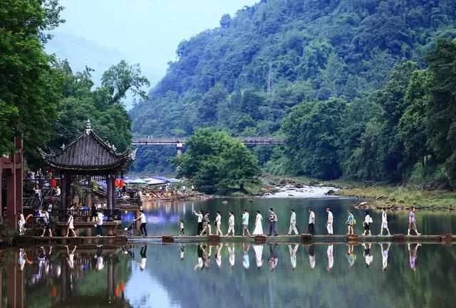 川西九日经典大环线之:网红新都桥香薰谷,柳江古镇【2020热门旅游景点】
