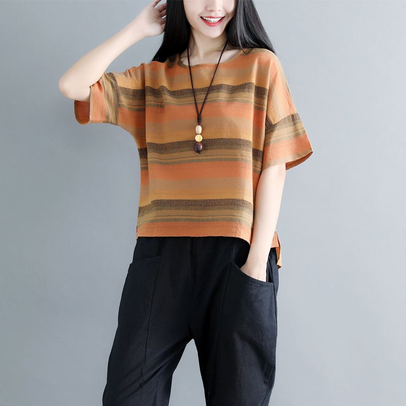 哇塞!50岁老妈穿上这样淑女小衫，美的不像话，人见人夸