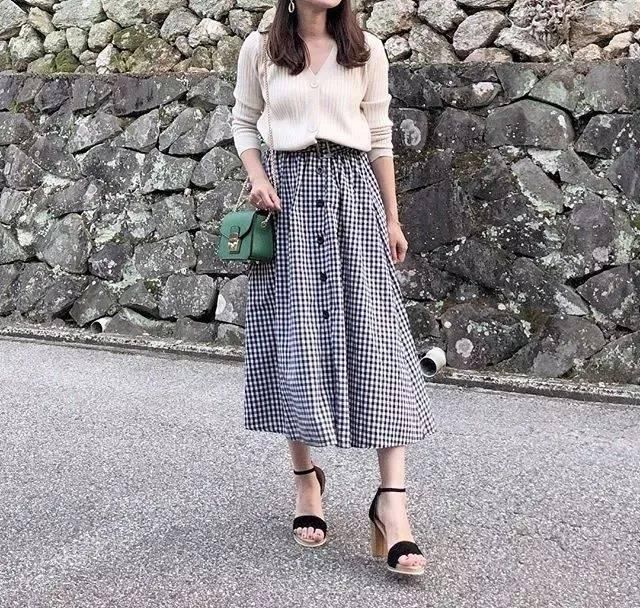  「日本」春季穿搭：?日本小姐姐分享最适合小个子女生的春季穿搭！