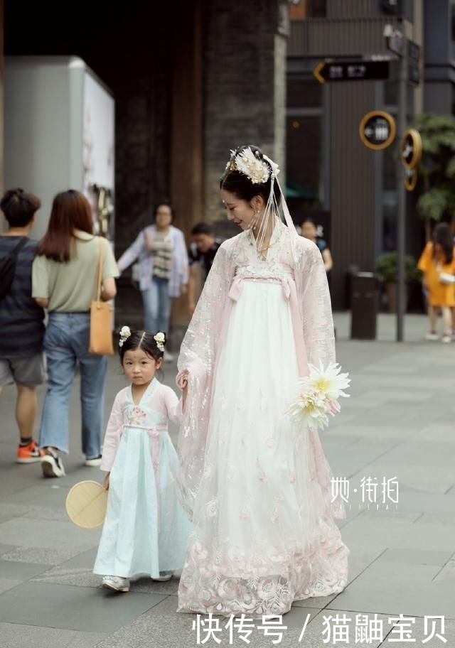 『成都』成都街拍:古装与二次元大比拼!