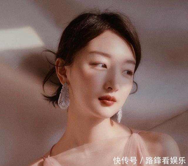 始终坚定制度自信澳门