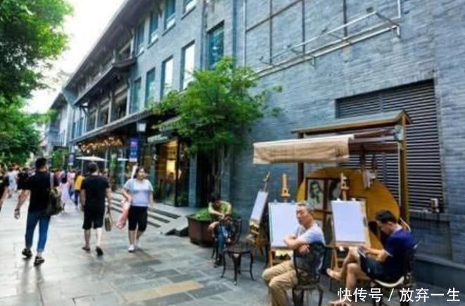 中国最“懒”的城市,饭店就有十五万家,随处可见当地人喝茶拉呱