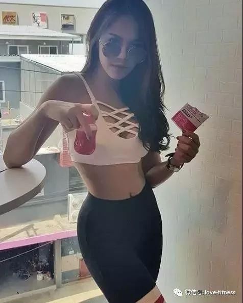 那些有翘臀的妹子都是怎样的练的?