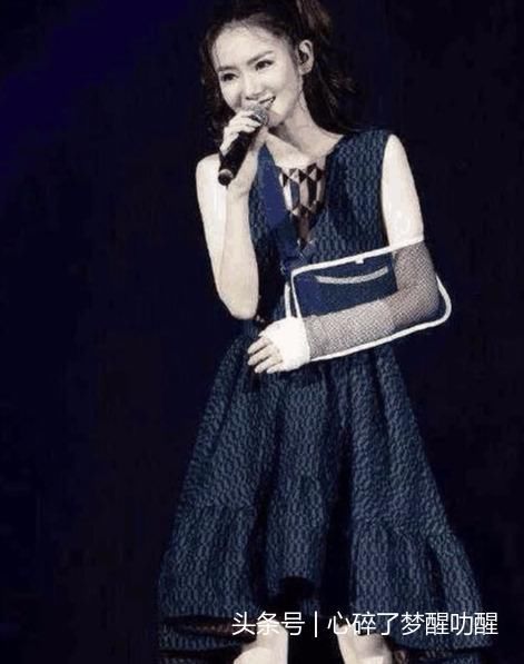 看了戚薇的腿，男人都要怀疑人生，网友：幸好嫁给外国人