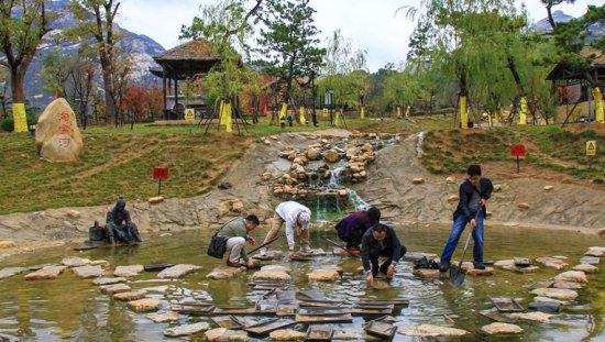 中国最“任性”的河流,人家流的是水,它流的是黄金!
