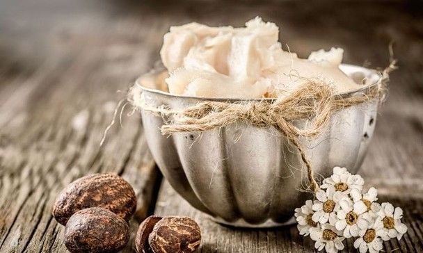  「乳木果油」自制润唇膏　玩得又用得