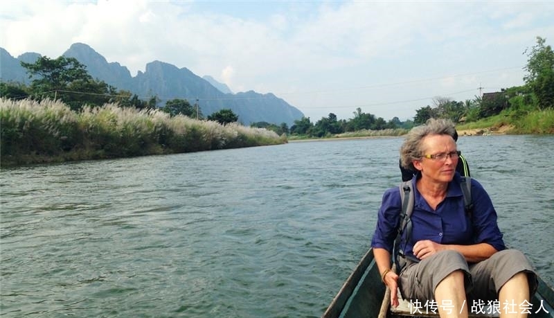 老挝菜市场的野生动物，堪比国内的动物园，当地人当真不保护动物