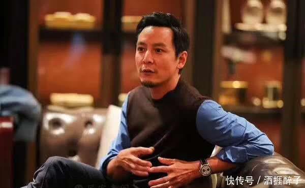 购买奢侈品■惊讶!一个男人拥有的手表价格X10=他的财富。