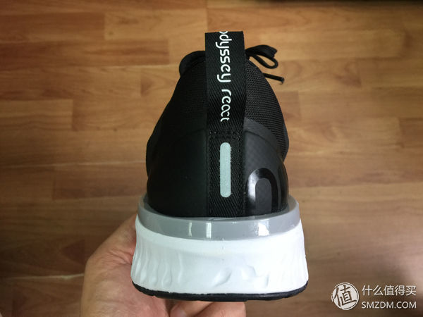 Nike跑鞋 Odyssey Recact 轻晒单