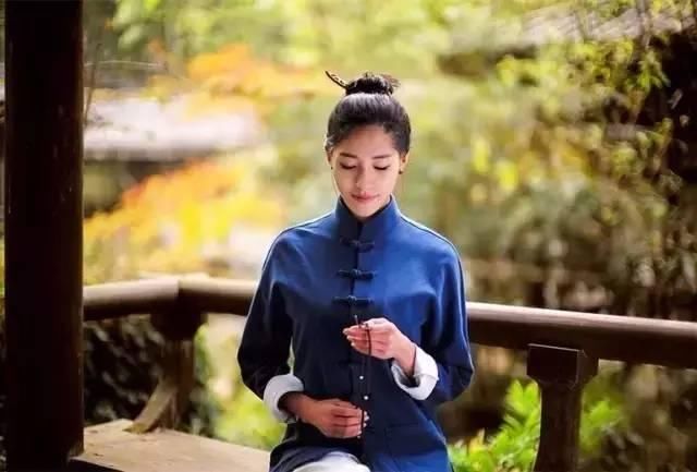 进寺院烧香拜佛,这五条禁忌一定要注意!