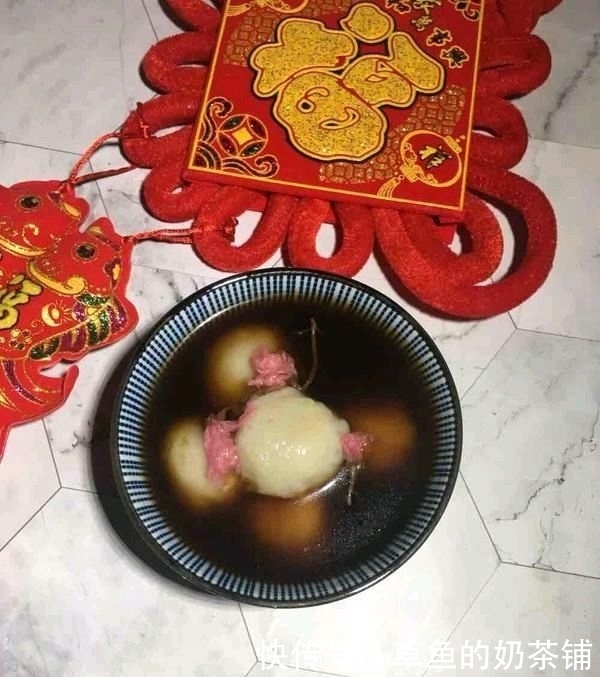 『糯米粉』“穷人的阿胶”被发现,妈妈1周吃2次,气血双补,40岁不显老
