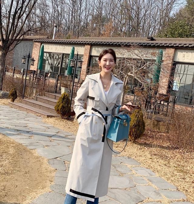  『气质』30岁熟女穿搭技巧,很有女人味,显白又减龄,每天都要美美哒