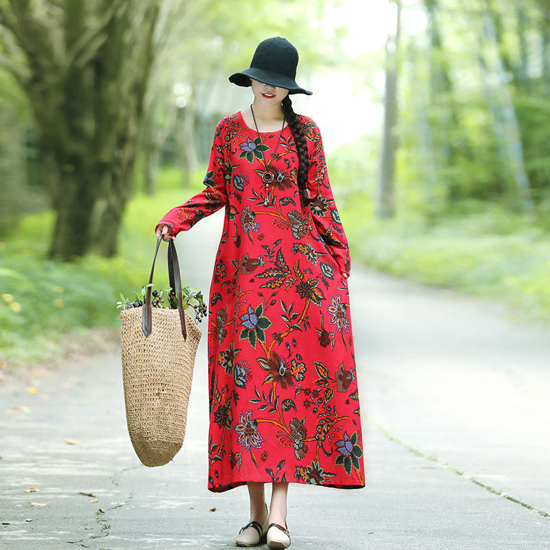 哇新款秋装，姐穿着洋气美丽，俏皮可爱，同事眼红的爆叫，太好看