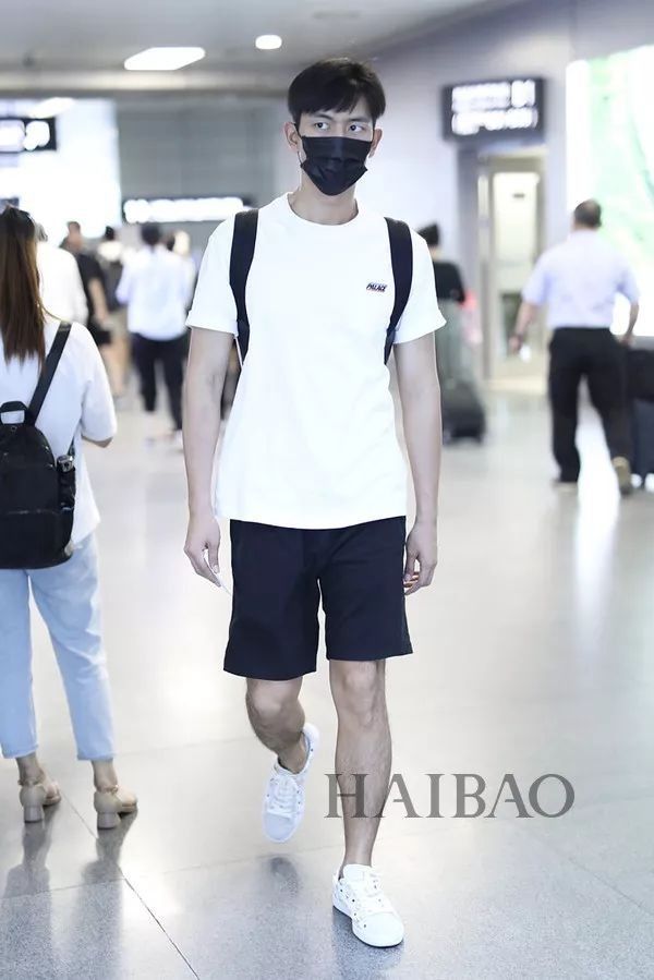 刘诗诗击破离婚传闻!周迅窦靖童这是什么情况?【海报街拍】