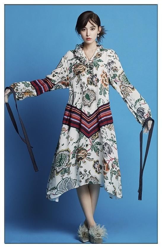 当古力娜扎和杨幂同登杂志封面，网友：时尚女王的气场果然不好惹