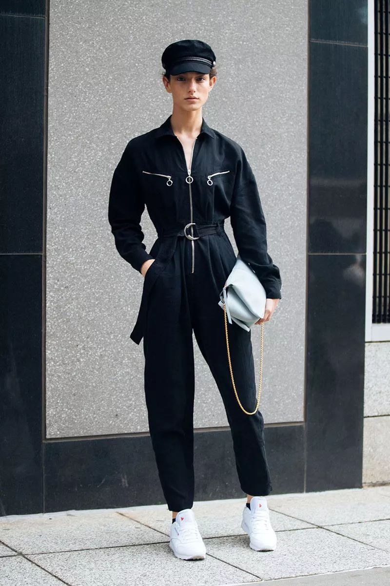 九分裤+运动鞋，才是入秋最潮搭配!!!