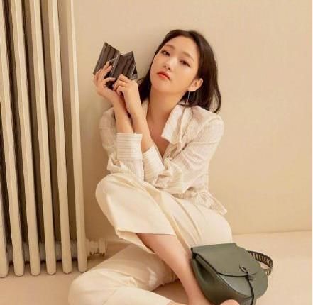  「攻略」单眼皮女孩看过来,颜值逆袭攻略!化好妆可以使你更美!