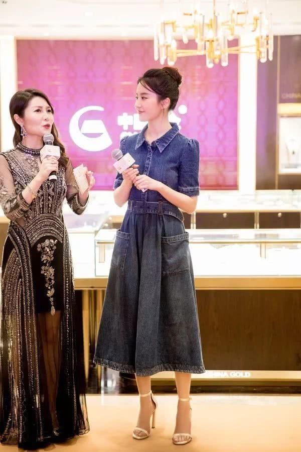 发胖遭群嘲的刘亦菲美回来了?赵薇这次是真瘦了……