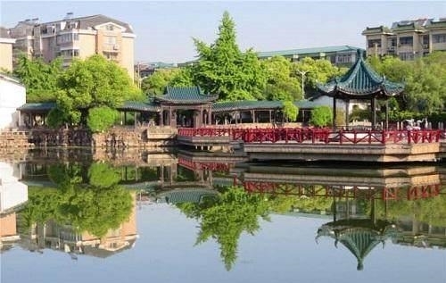 江苏省最具竞争力的5个小镇，2个国家级小镇，2个隶属于一个城市