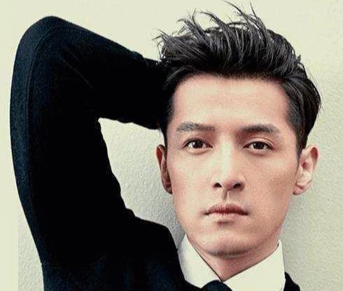 胡歌经纪人被辞退, 留学事件真相曝光! 网友: 职业道德去哪了?