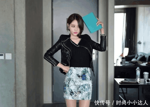 曼妙身材搭配紧身裙秀出好身材