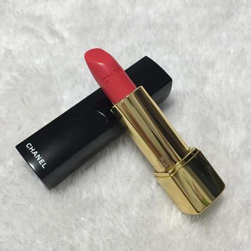 超好用的平价滋润唇膏口红唇彩推荐:这个秋天给你单纯的小美好!