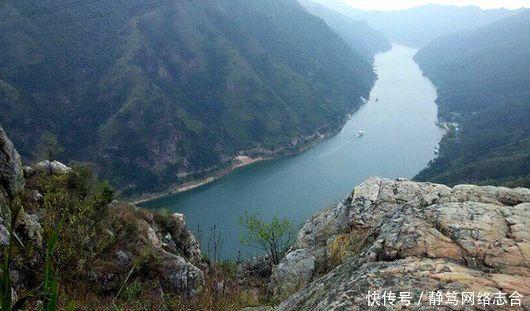 广东面积最大的城市, 比两个广州大, 仅为三线城市, 知道是哪里吗