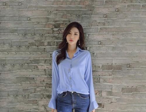  『洒脱』修身牛仔裤，洒脱帅气打扮塑造自然美感，充满时尚气息！