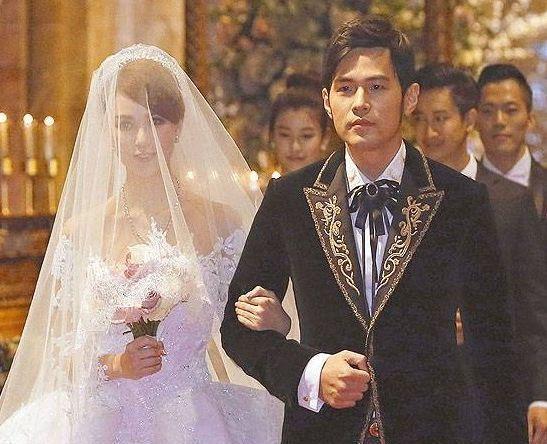 当时还只是打工仔的昆凌,是怎么和周杰伦走在