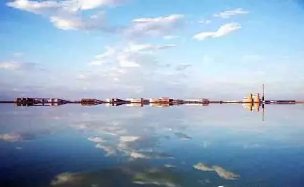 新疆4亿年前的“死海”正在复活，面积超1万平方公里，水是怎样来