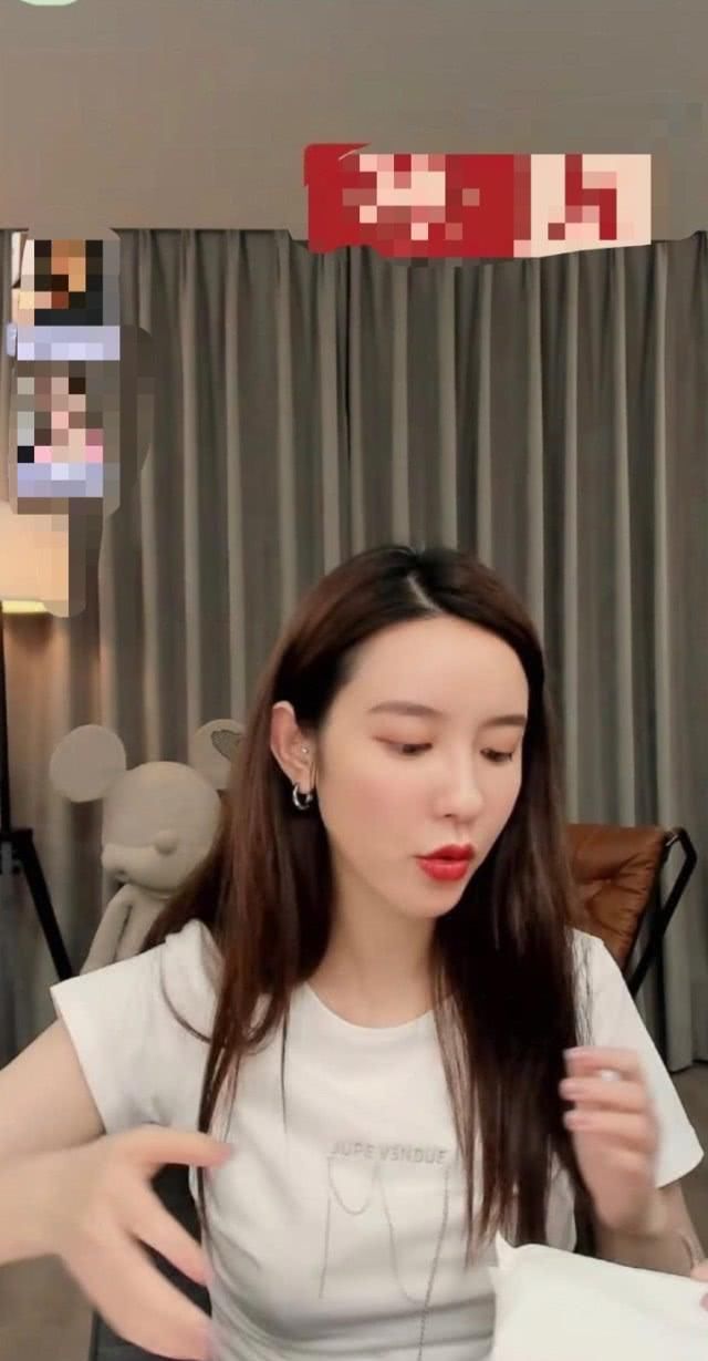 「实锤」张大奕被曝疑怀孕实锤后,晒照又刻意P瘦肚子,态度耐人寻味