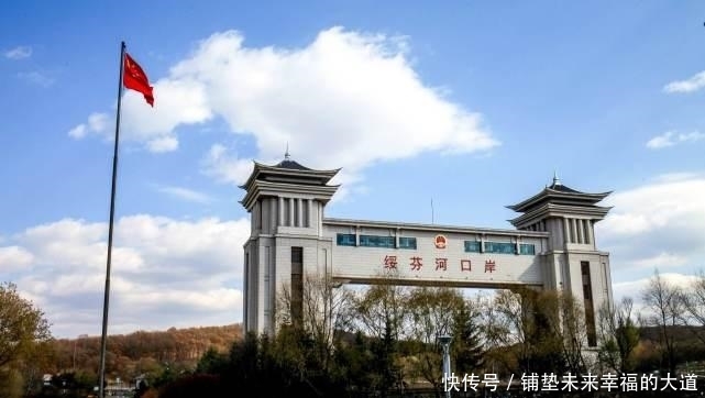 国内最特别的城市,街上到处都是俄罗斯人,甚至还能用俄罗斯货币