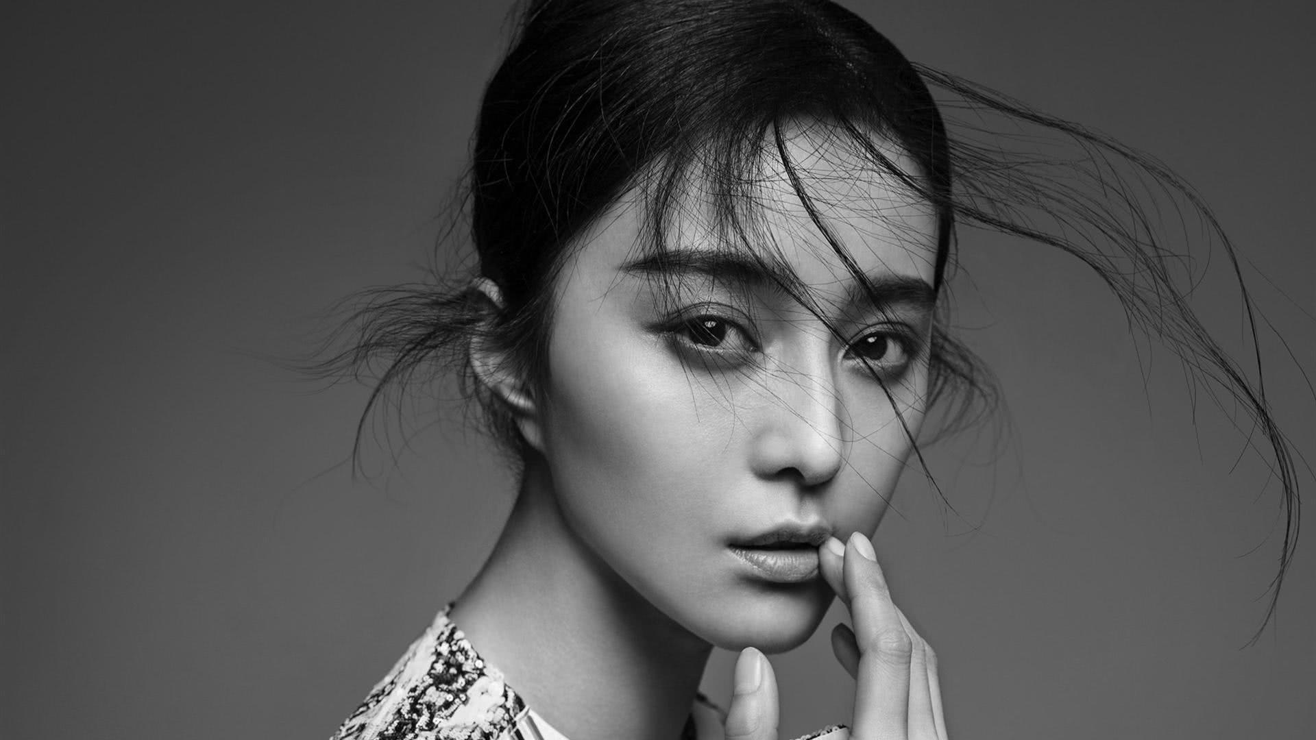 范冰冰工作室业务暂停，范冰冰微博因停更而被降权，范爷真的摊上