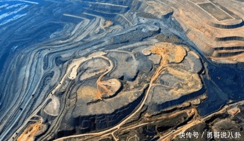 全球已探明最大的煤田, 有2300亿吨, 出产的煤及其罕见, 就在中国