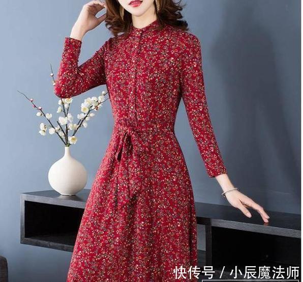 『搭配』70后女人别穿太老土了,五一出游这样搭配,显瘦又遮肉!
