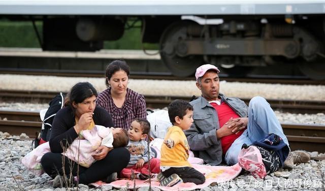 美国人分析:为何西方国家愿意接收难民,而东亚