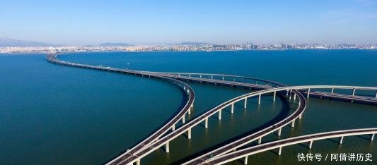  「规划」这座大桥从规划到通车用19年，耗资95亿，每年通车4000