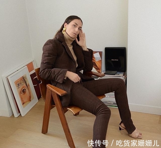  「气质」颜色会影响一个人的气质！这4款配色穿搭是显贵气的关键所在