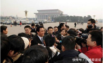 中国首富换人了:半年利润超过500亿,这次连马