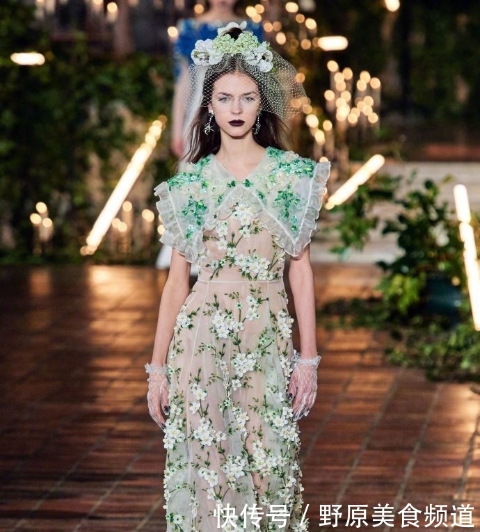  「感觉」Rodarte 2020秋冬系列，经典吸血时尚又复古，复古黑暗且不失浪漫