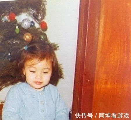  [混血]混血女星童年照，郎朗妻子吉娜大眼睛很可爱，昆凌像一个洋娃娃