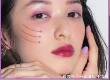 滤镜■你也可以自带滤镜,公开展现美肌妆容的秘密配方