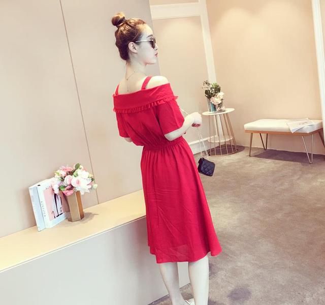 裙子别再穿了、现下流行“一字肩”仙女裙,显白显嫩显腿长、真美