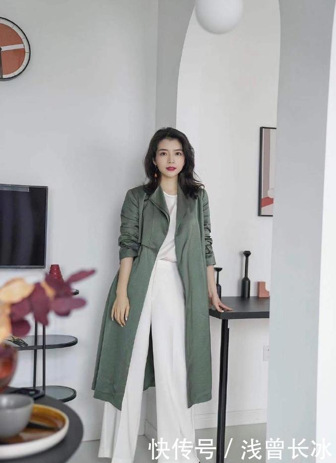  『飘带款』说到会穿，真佩服三木！优衣库轻松穿出高级感，花钱少一样美貌