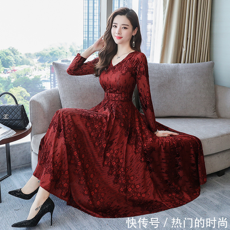 中秋节回老家，给52岁妈妈买这几款女装，穿上端庄典雅显年轻